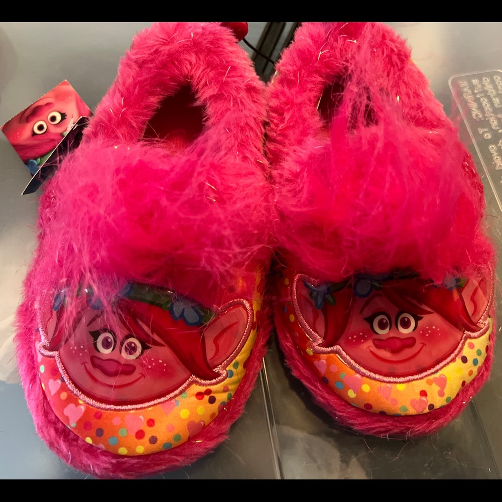 trolls pink slippers comfort cute